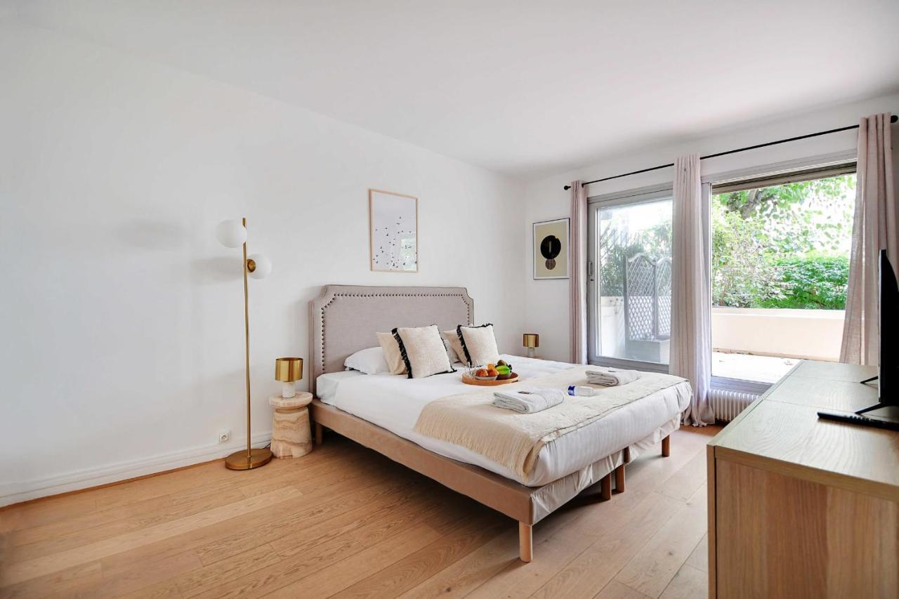 Elegant Apartment - 2Br-6P - Tour Eiffel Paris Luaran gambar
