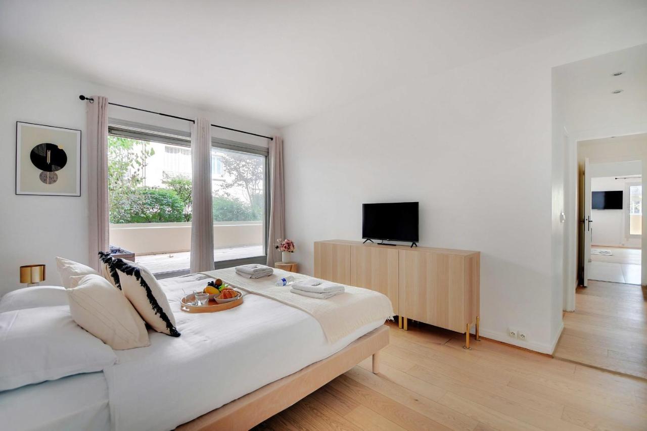 Elegant Apartment - 2Br-6P - Tour Eiffel Paris Luaran gambar