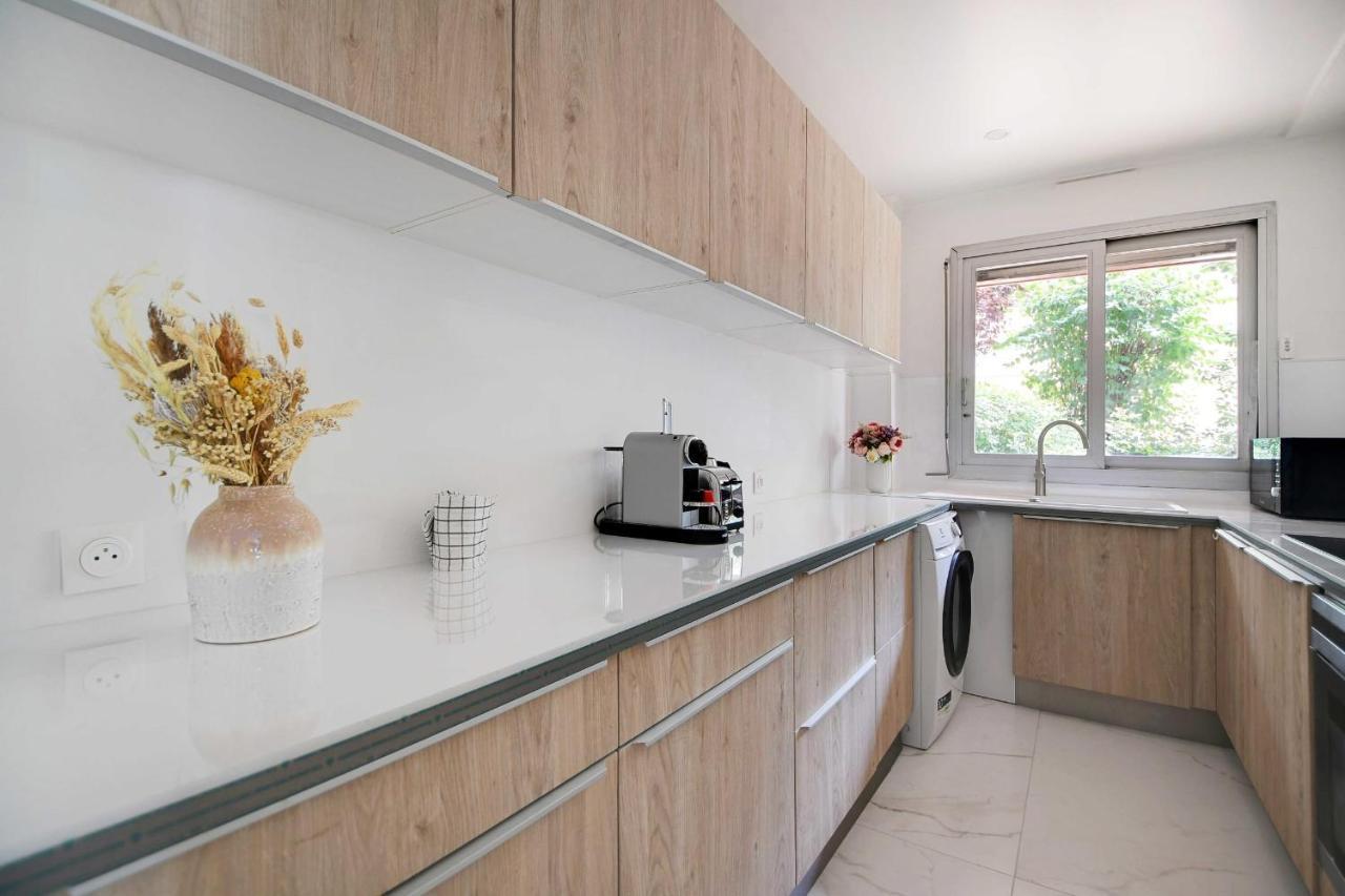 Elegant Apartment - 2Br-6P - Tour Eiffel Paris Luaran gambar
